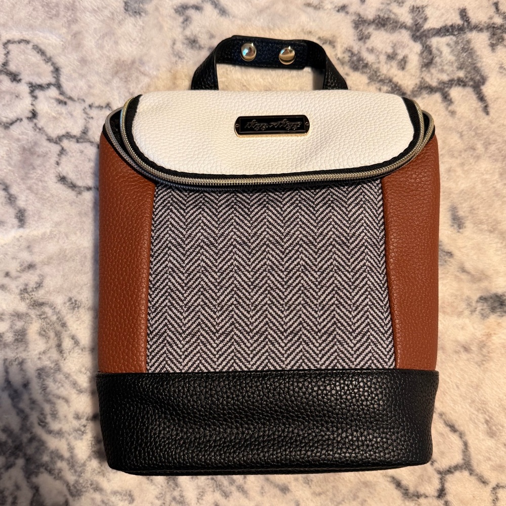 BNWOT - Itzy Ritzy Bottle Bag